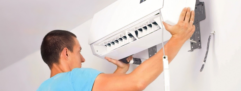 4 Pași pentru a Găsi o Companie de Instalații HVAC 1 montaj aer conditionat 18000 btu cu kit de instalare inclus